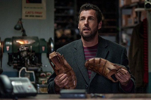 Adam Sandler Incearca Sa Se Spele De Pacate In The Cobbler